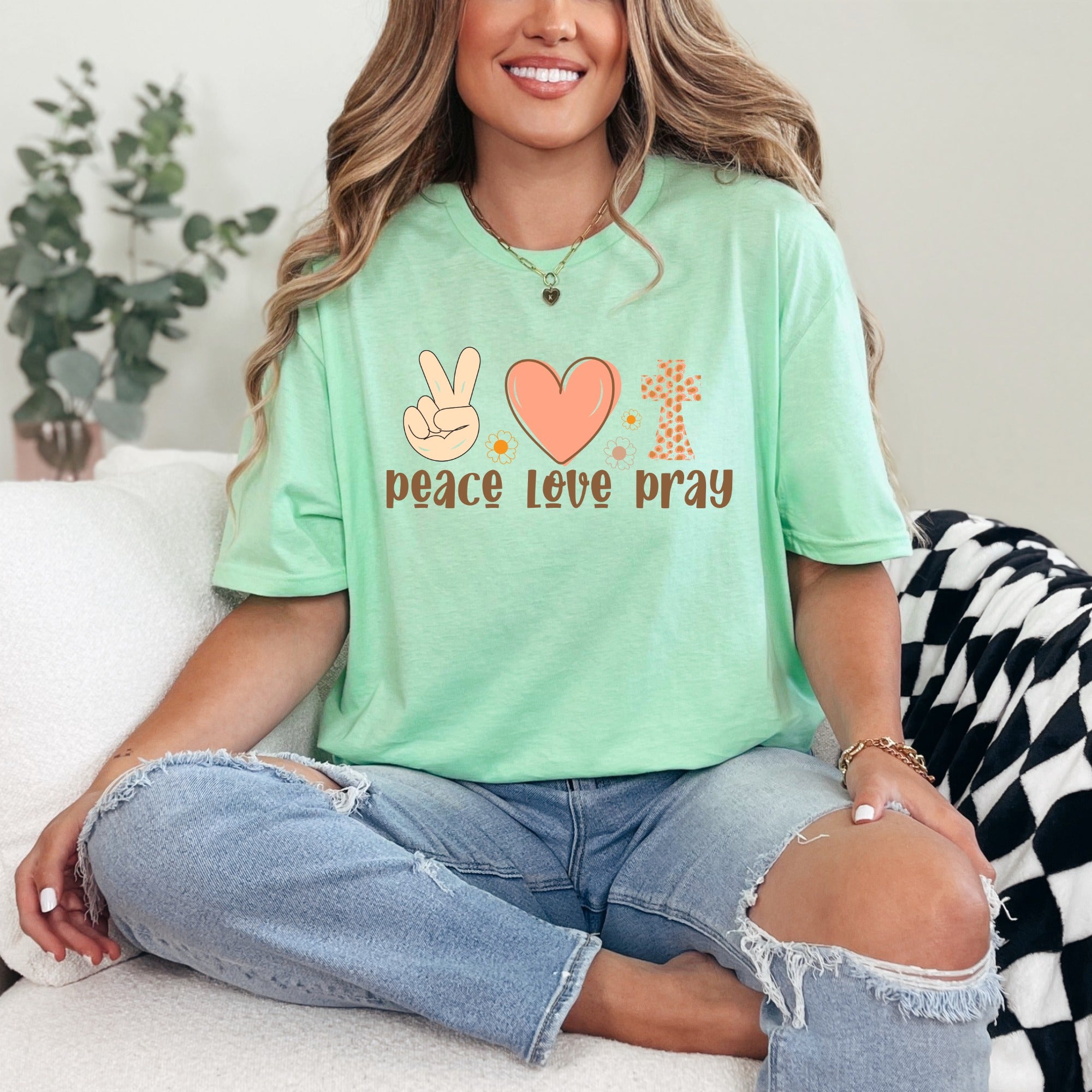 Peace Love Pray | Faithful Living Tee