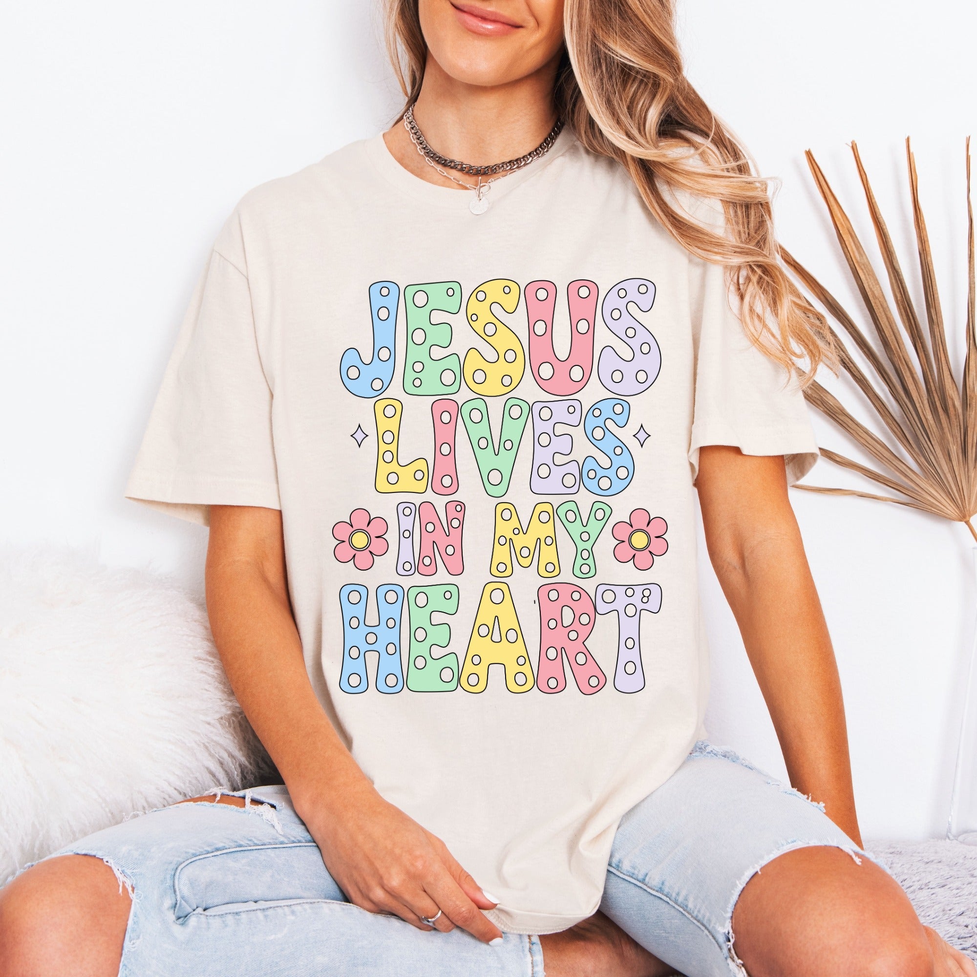 Jesus Lives In My Heart | Joyful Faith Tee