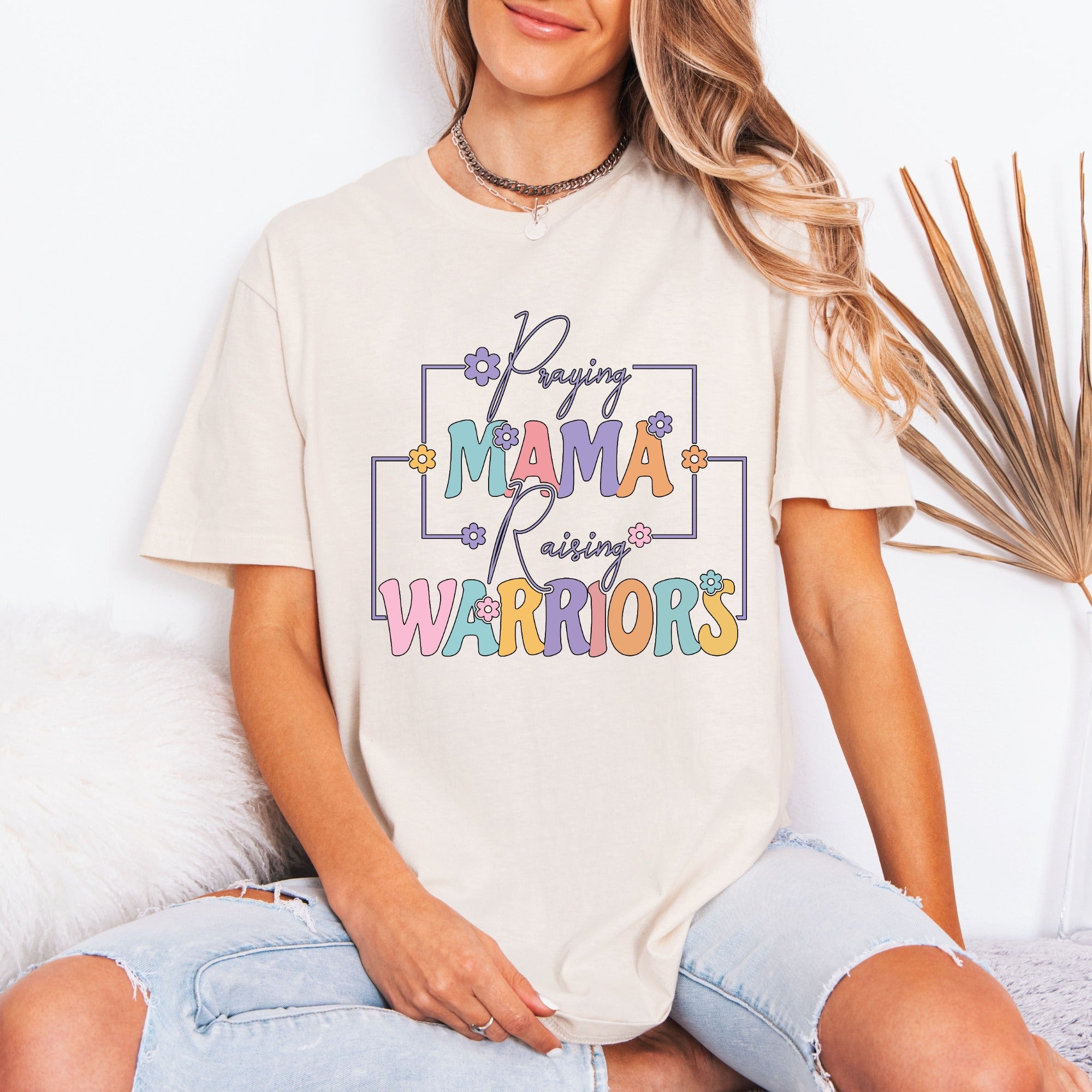 Praying Mama | Raising Warriors Tee