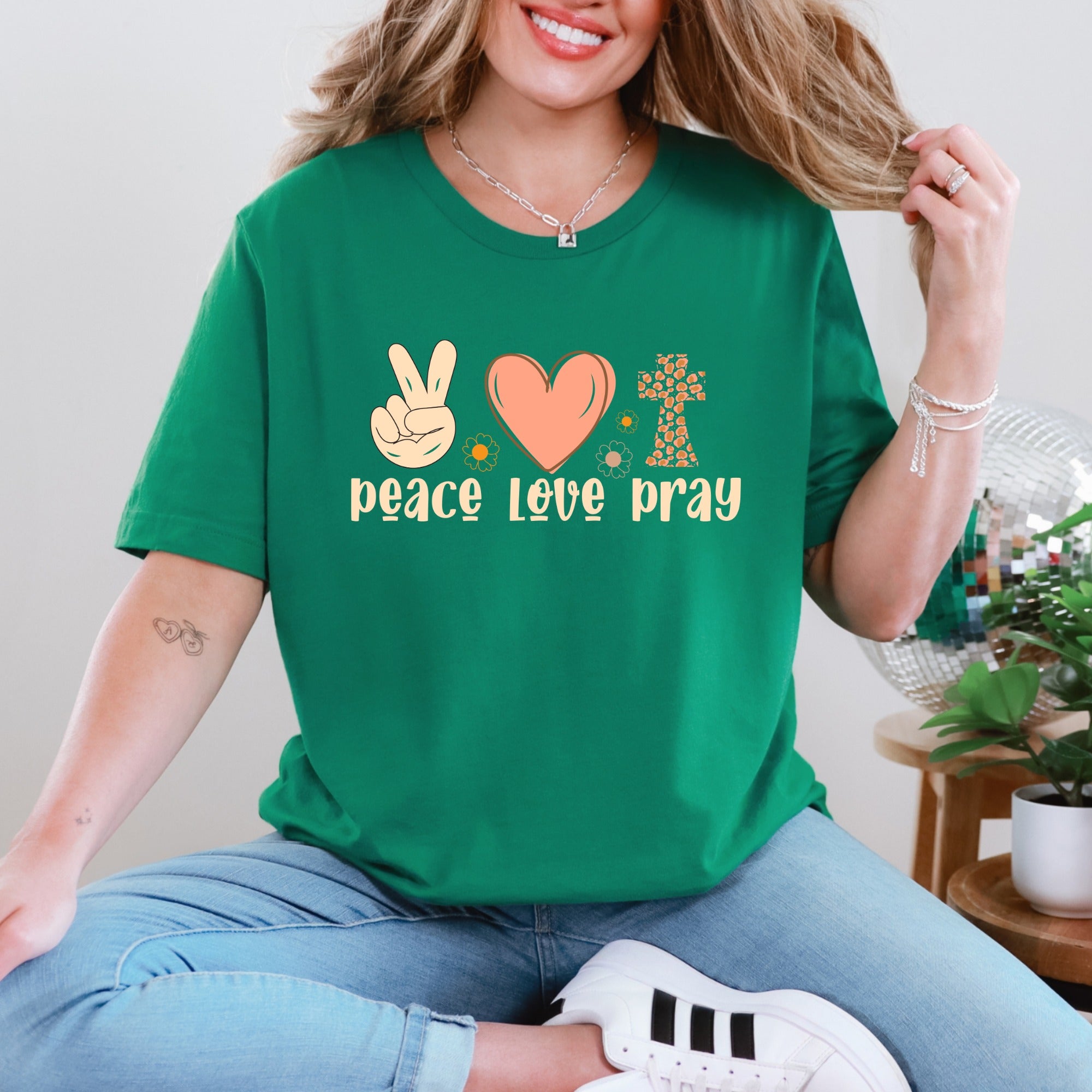 Peace Love Pray | Faithful Living Tee