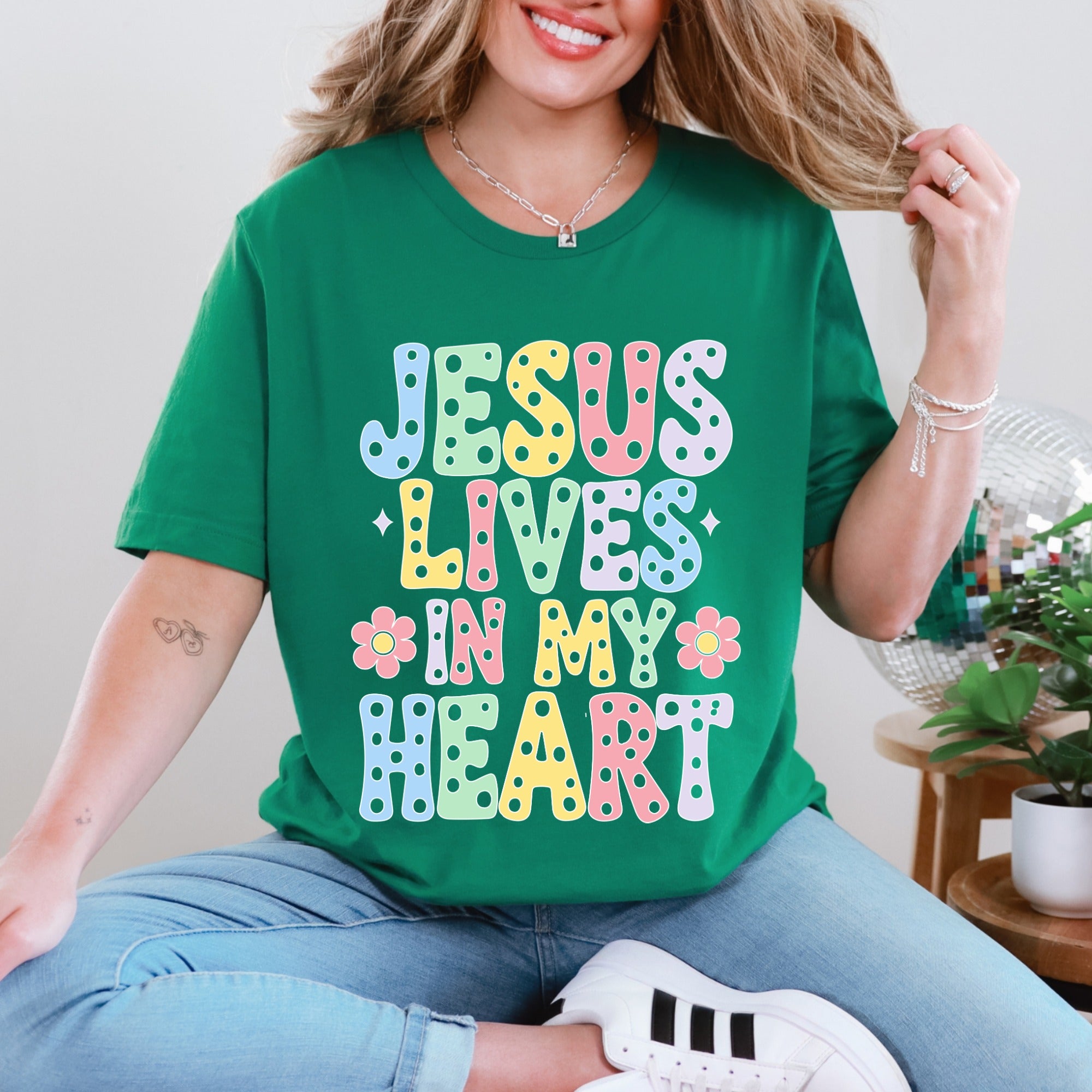 Jesus Lives In My Heart | Joyful Faith Tee