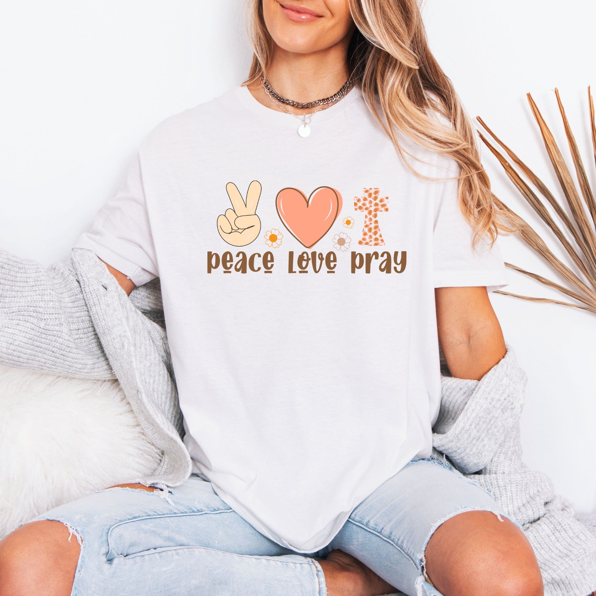 Peace Love Pray | Faithful Living Tee