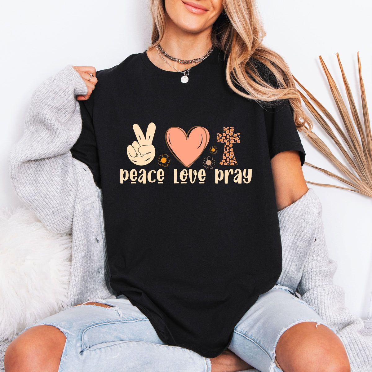 Peace Love Pray | Faithful Living Tee