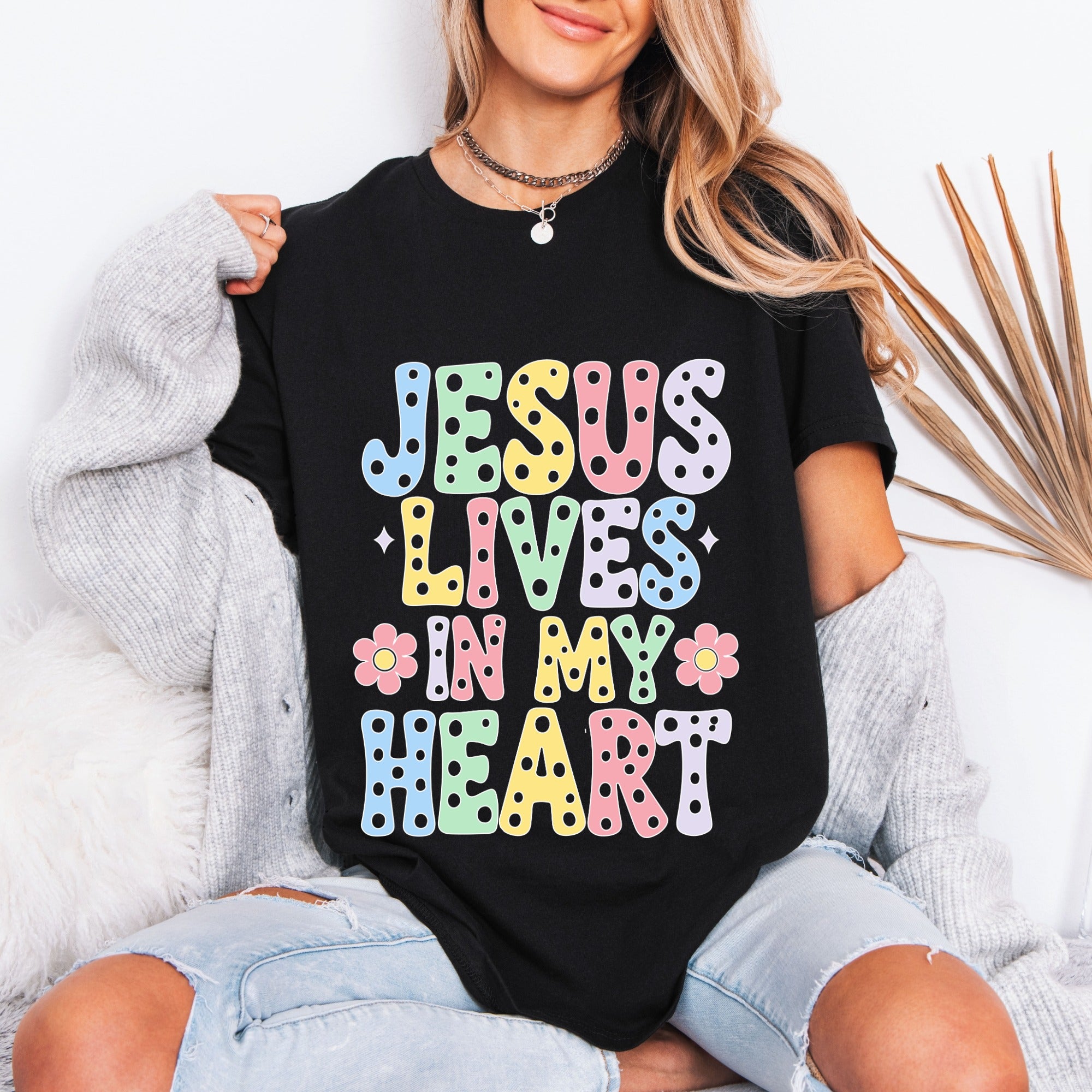 Jesus Lives In My Heart | Joyful Faith Tee
