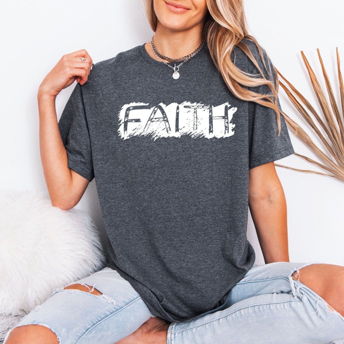 Faith | Bold Brushstroke Tee - Luckets.com