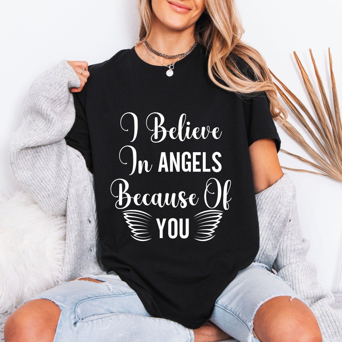 I Believe In Angels | Appreciation & Love Tee - Luckets.com