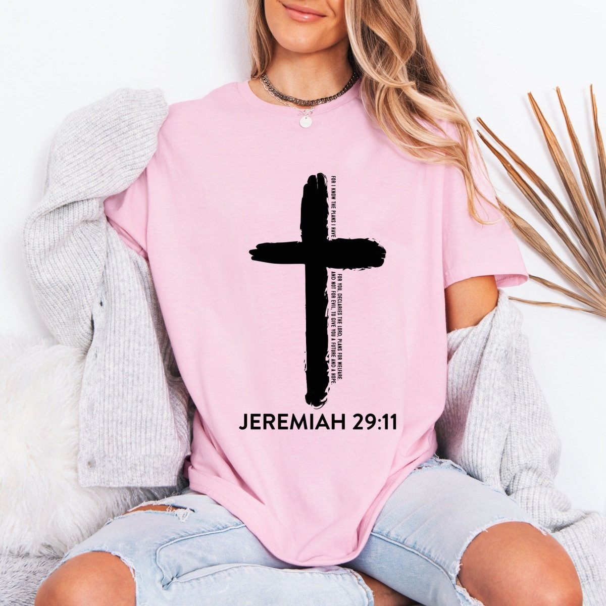 Jeremiah 29:11 Cross | Plans & Hope Tee - Luckets.com