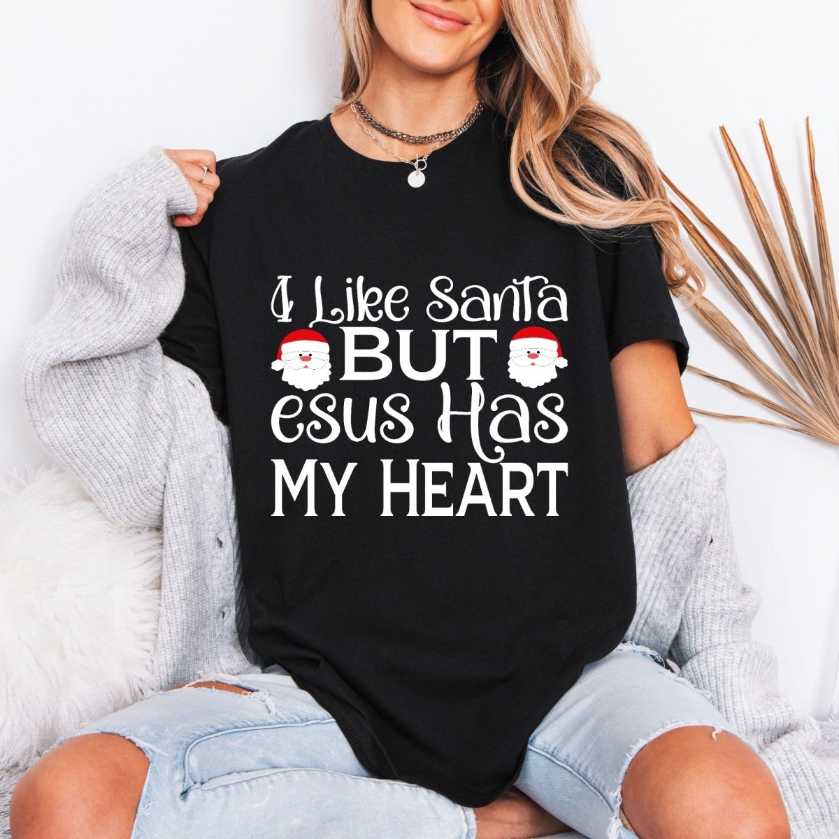 Jesus Has My Heart | Christmas Faith Tee - Luckets.com