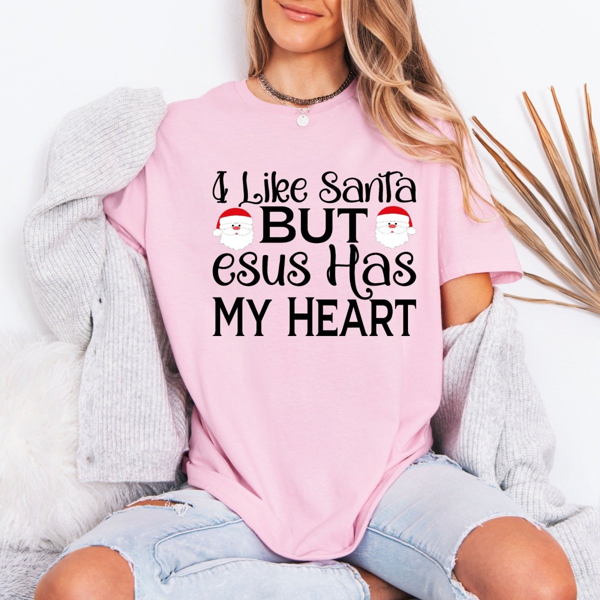 Jesus Has My Heart | Christmas Faith Tee - Luckets.com