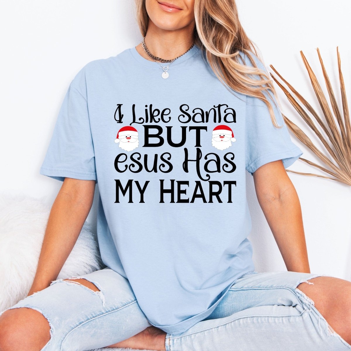 Jesus Has My Heart | Christmas Faith Tee - Luckets.com