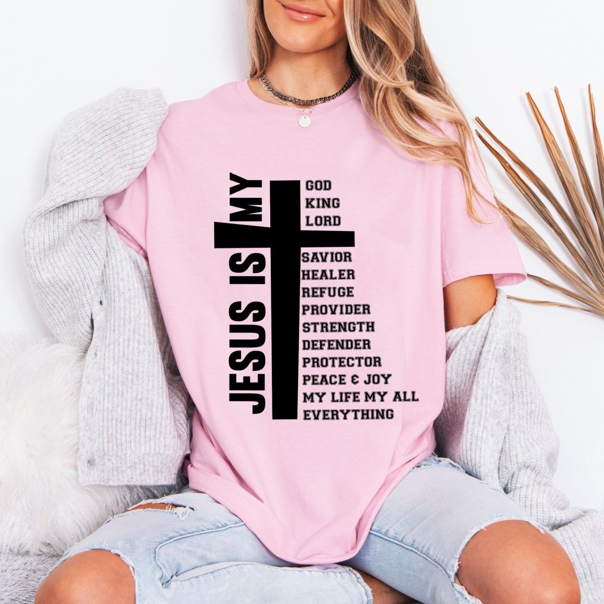 Jesus Is My Everything | Identity & Worship Tee - Luckets.com