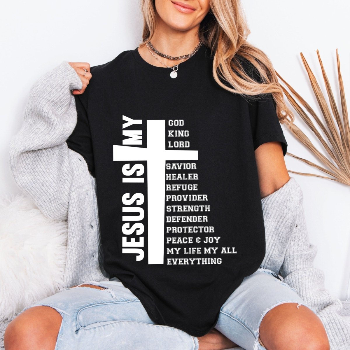 Jesus Is My Everything | Identity & Worship Tee - Luckets.com