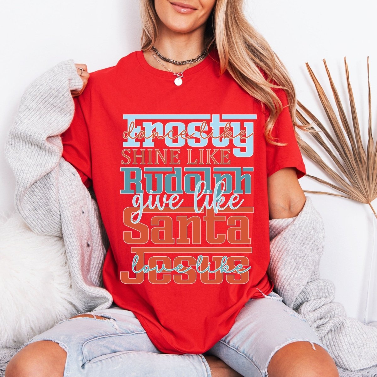 Love Like Jesus | Christmas Faith Tee - Luckets.com