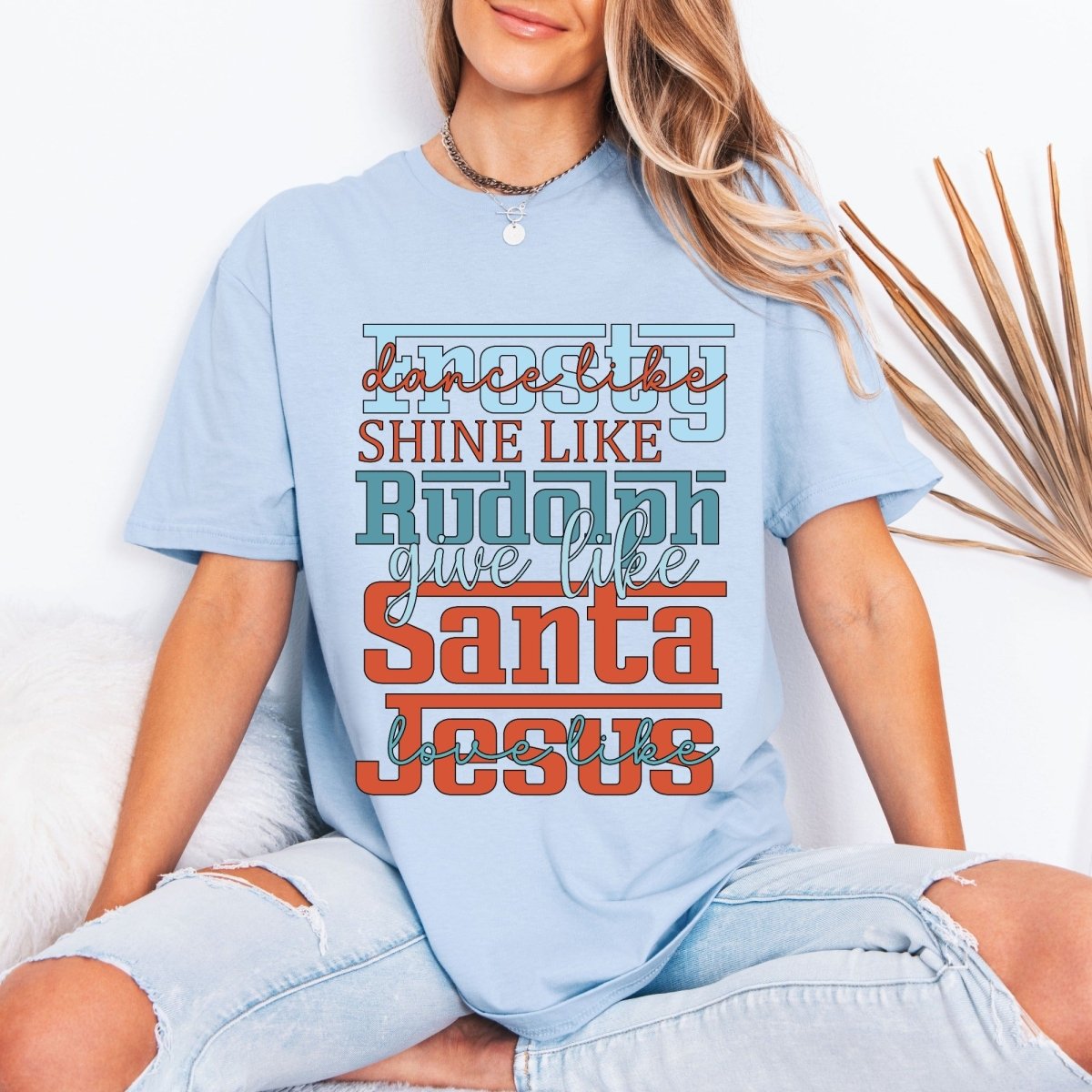 Love Like Jesus | Christmas Faith Tee - Luckets.com