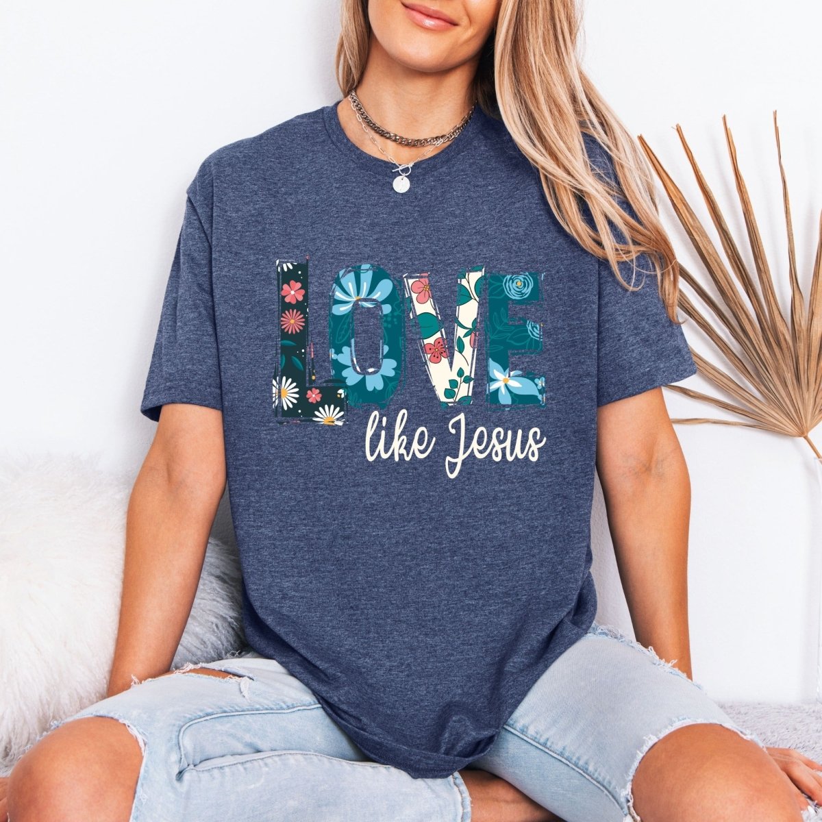 LOVE like Jesus | Floral Faith Tee - Luckets.com