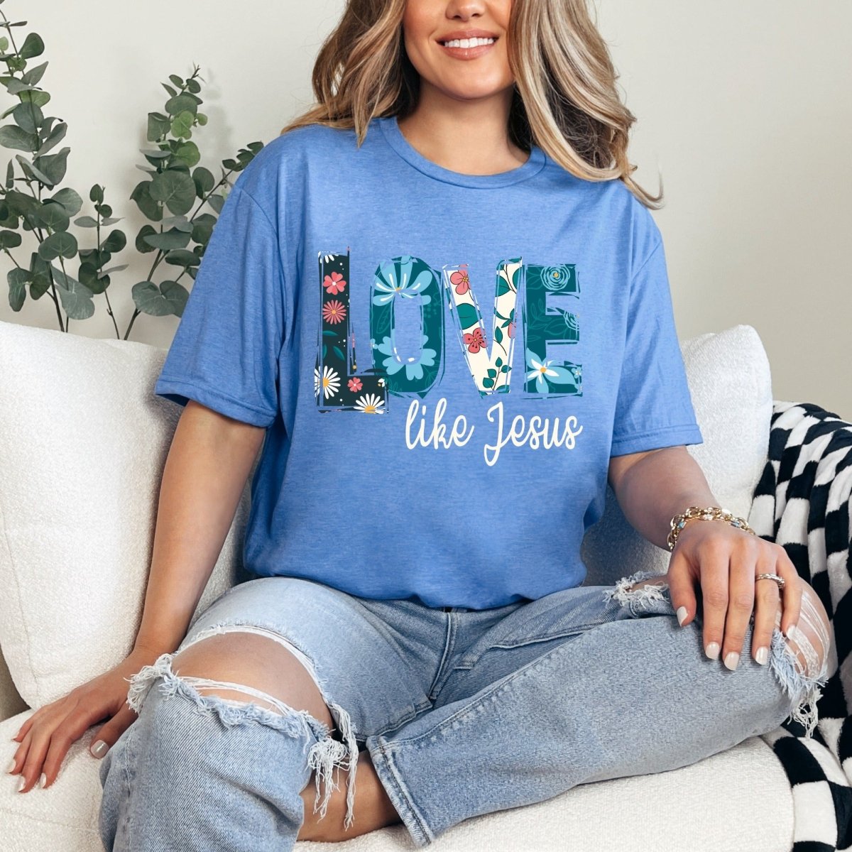 LOVE like Jesus | Floral Faith Tee - Luckets.com