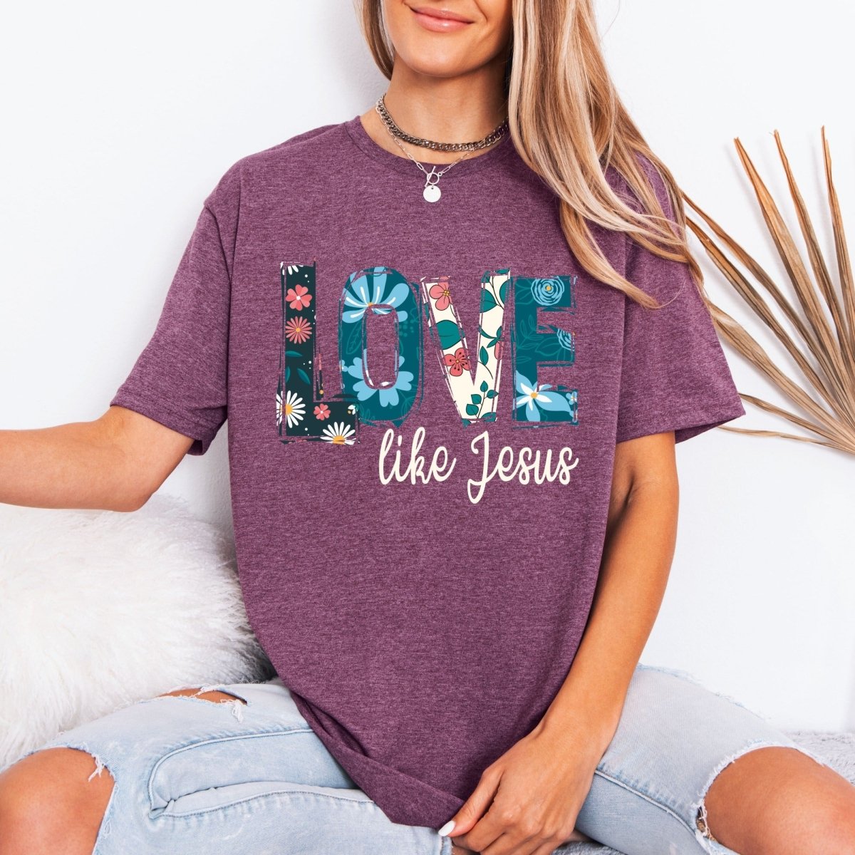 LOVE like Jesus | Floral Faith Tee - Luckets.com