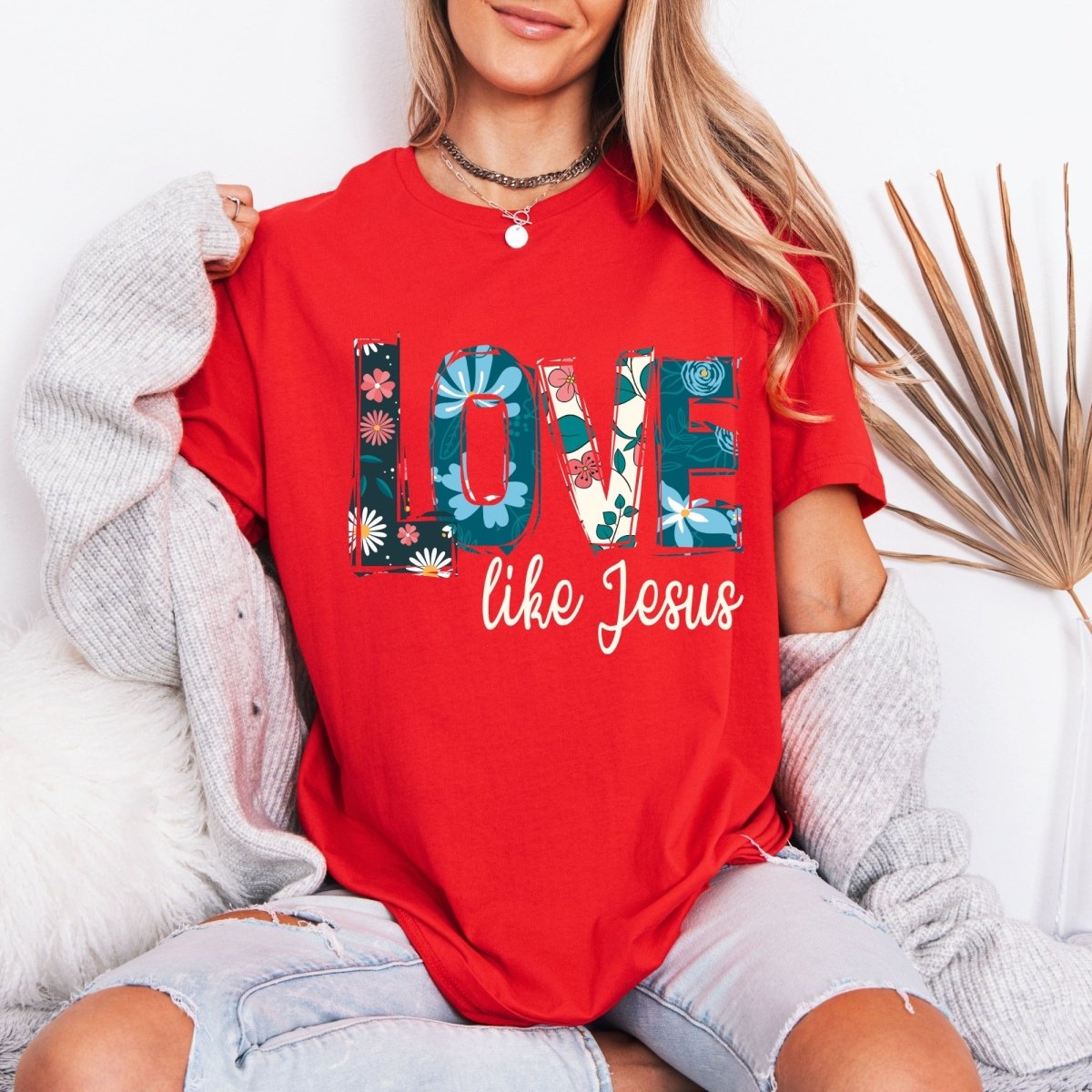 LOVE like Jesus | Floral Faith Tee - Luckets.com