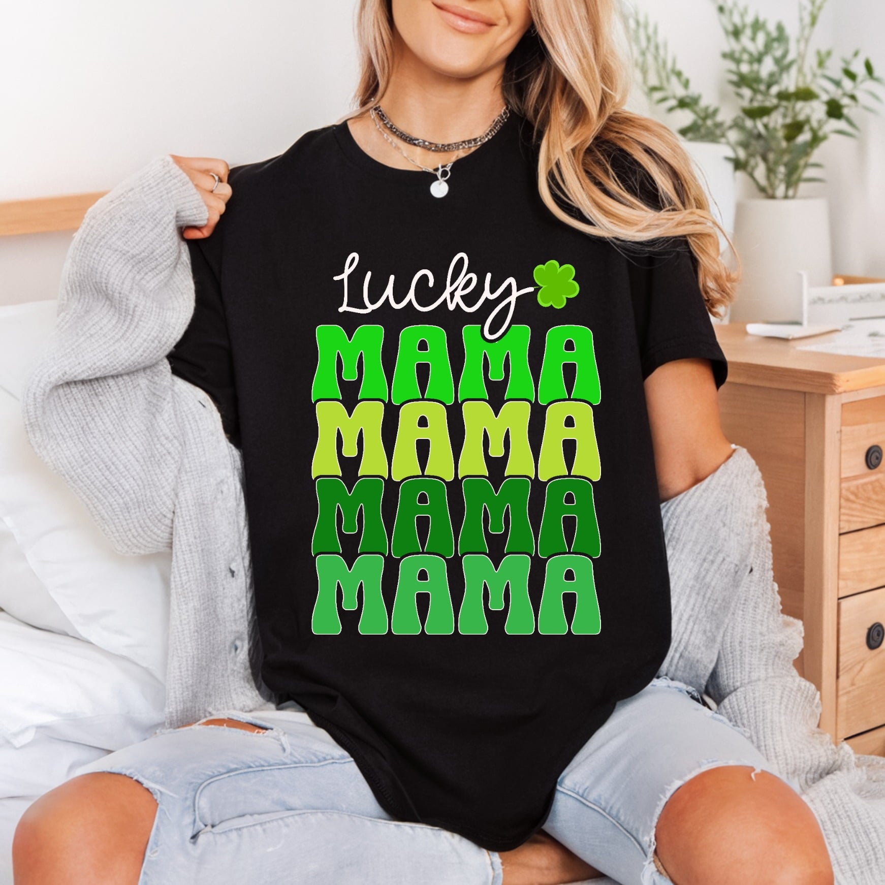 Lucky Mama Patrick Day Mom Vintage Ready to Press DTF Transfer for Dtf