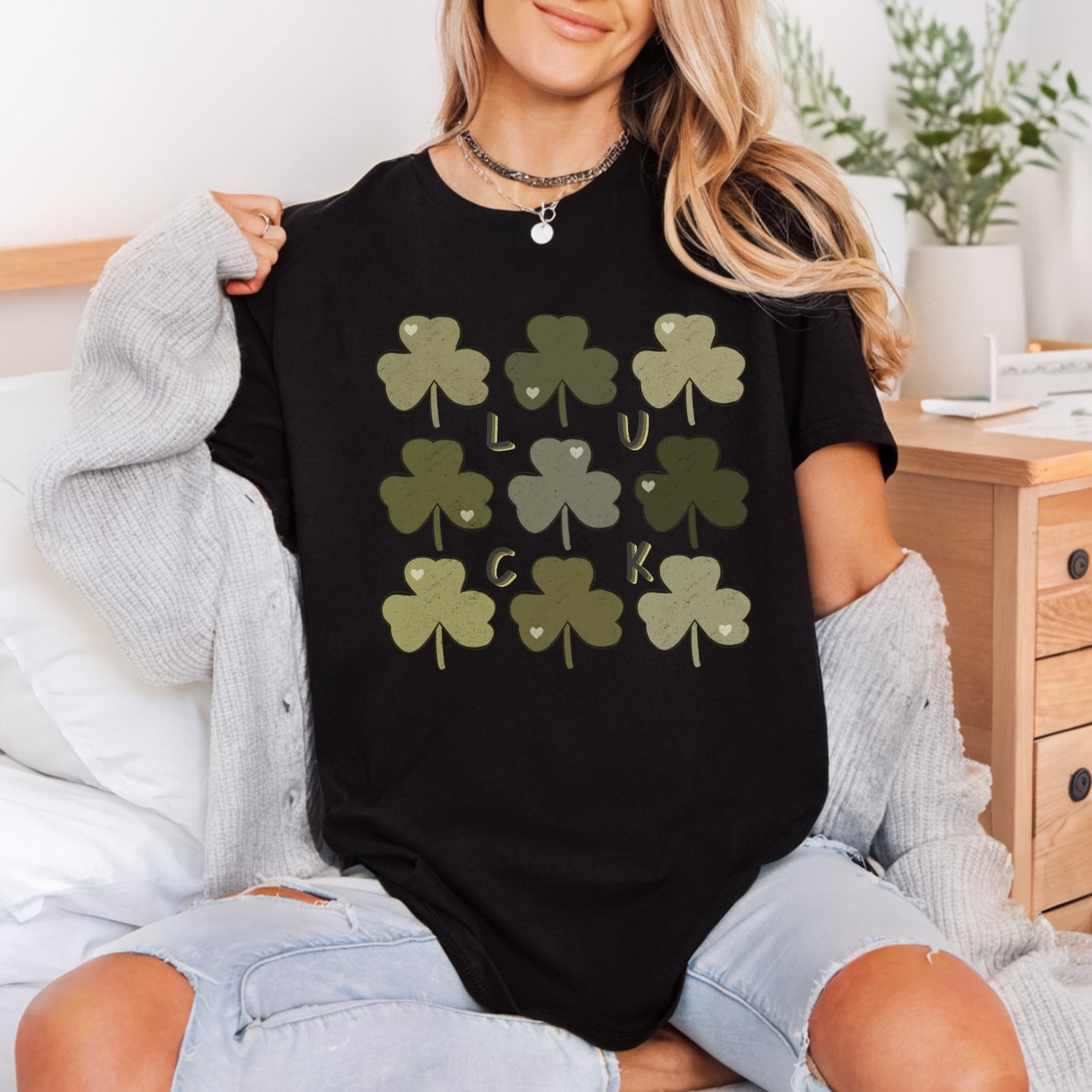 Lucky Shamrock Grunge Patrick Vintage Retro Ready to Press DTF Transfer for Dtf