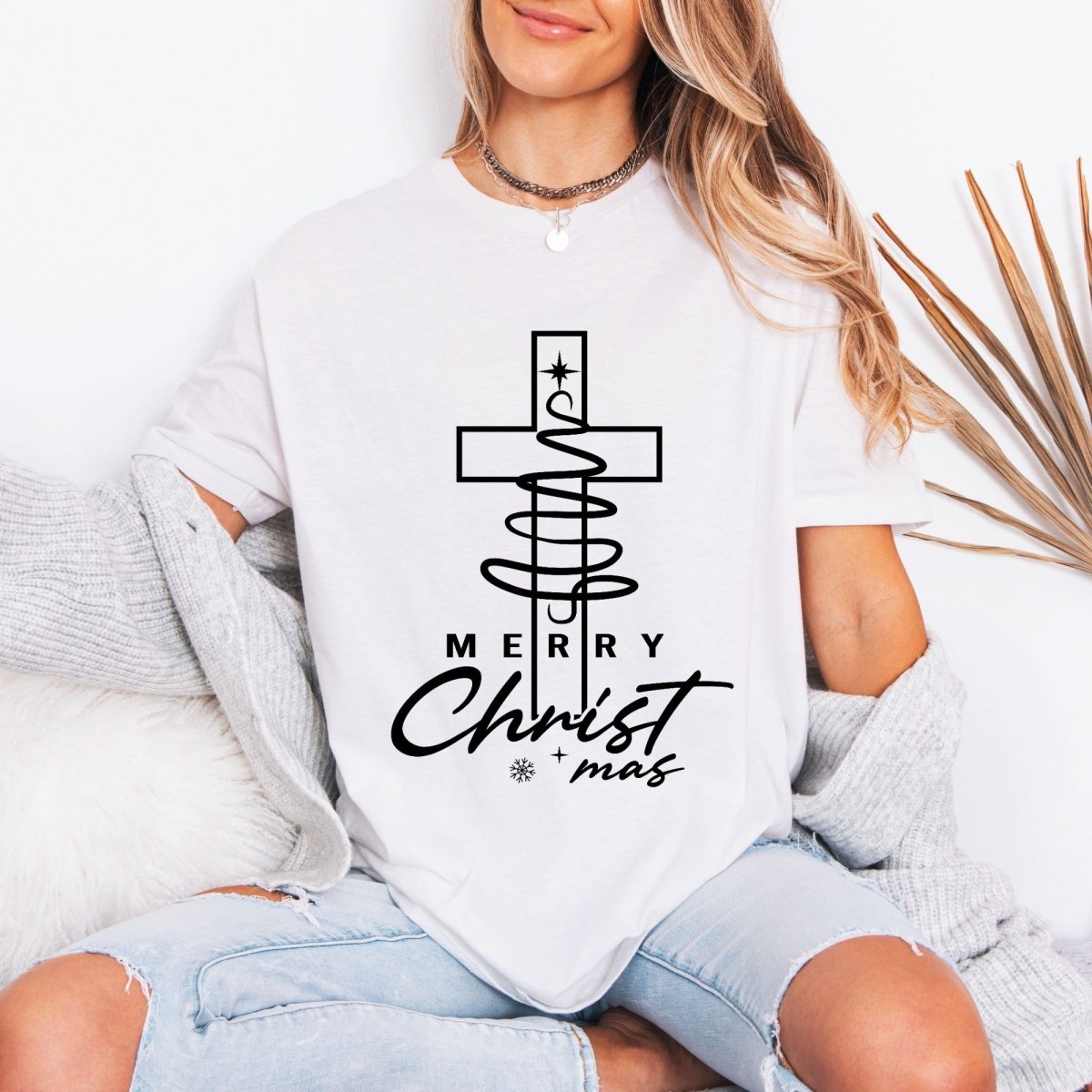 Merry Christ mas | Christmas Faith Tee - Luckets.com