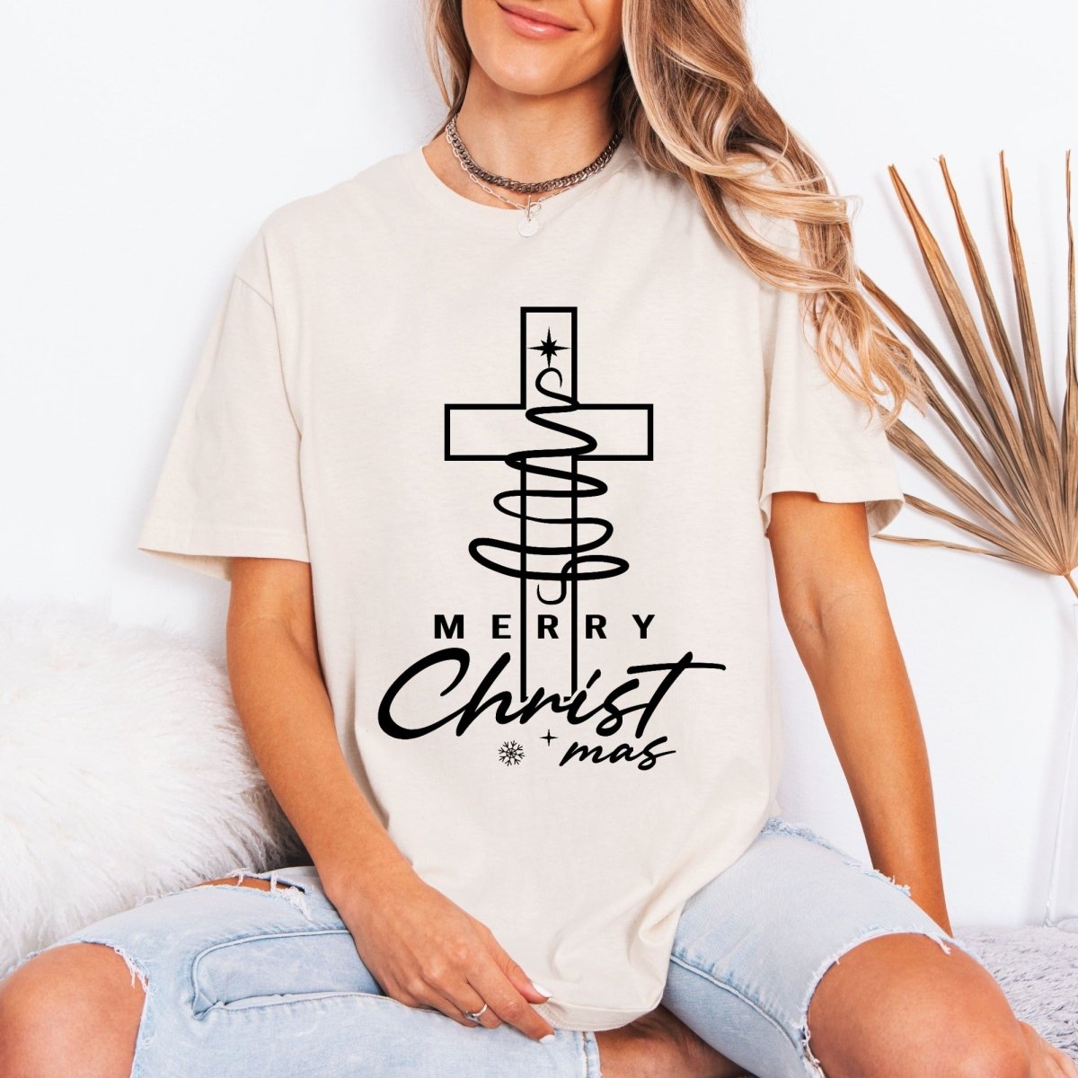 Merry Christ mas | Christmas Faith Tee - Luckets.com