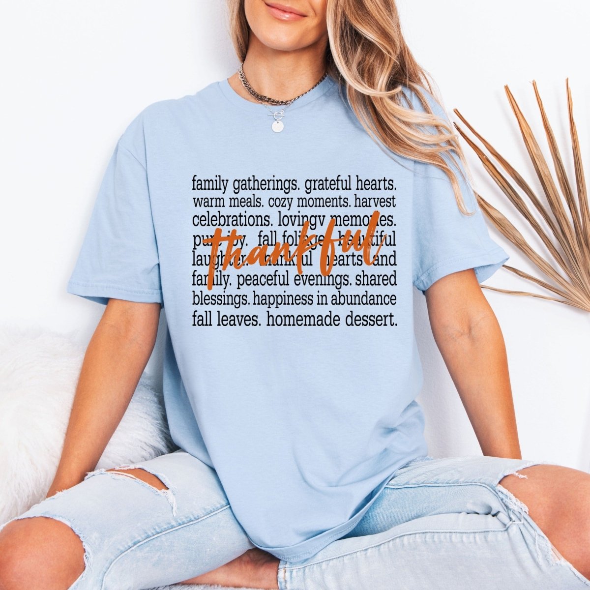 Thankful | Grateful Hearts & Blessings Tee - Luckets.com