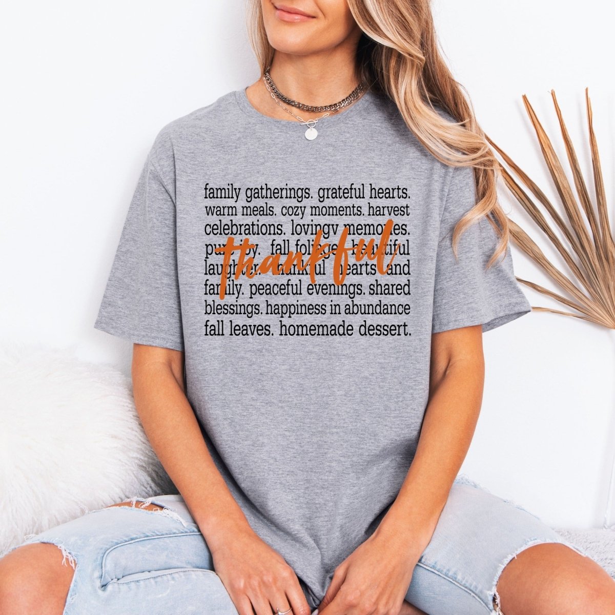 Thankful | Grateful Hearts & Blessings Tee - Luckets.com
