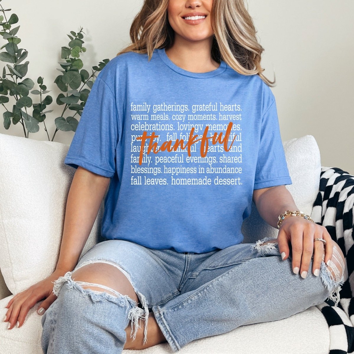 Thankful | Grateful Hearts & Blessings Tee - Luckets.com