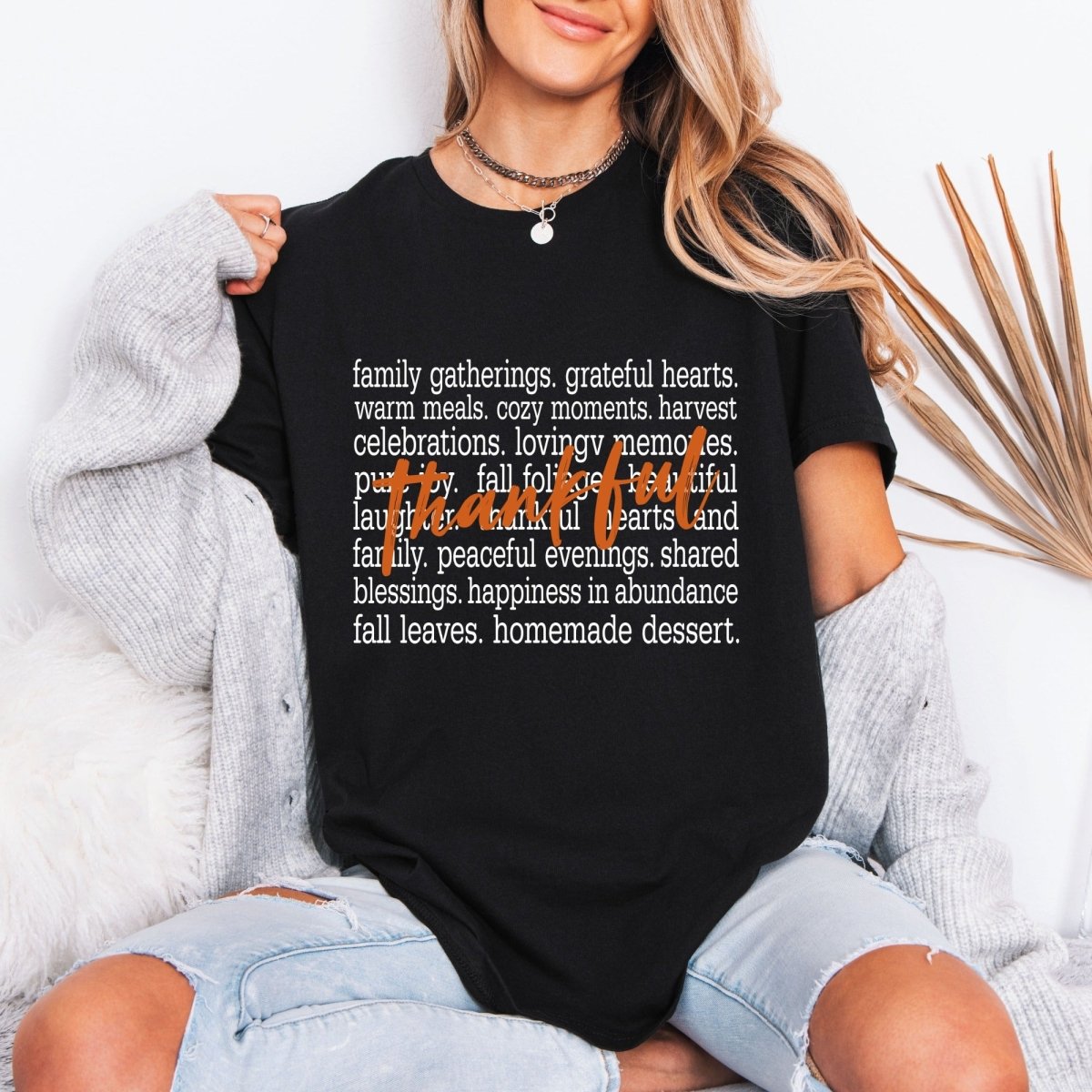 Thankful | Grateful Hearts & Blessings Tee - Luckets.com