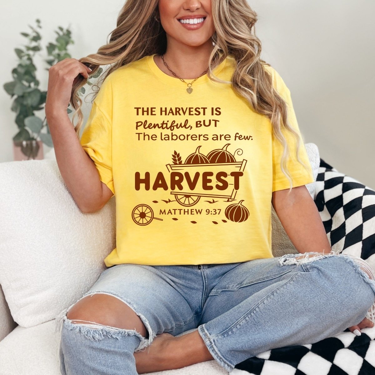 The Harvest Is Plentiful | Matthew 9:37 Faith Tee - Luckets.com